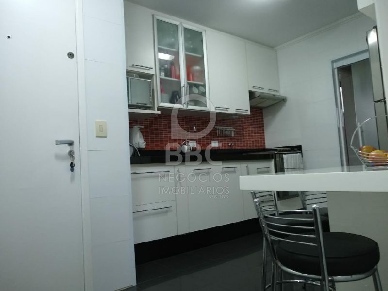 Apartamento à venda com 3 quartos, 98m² - Foto 12