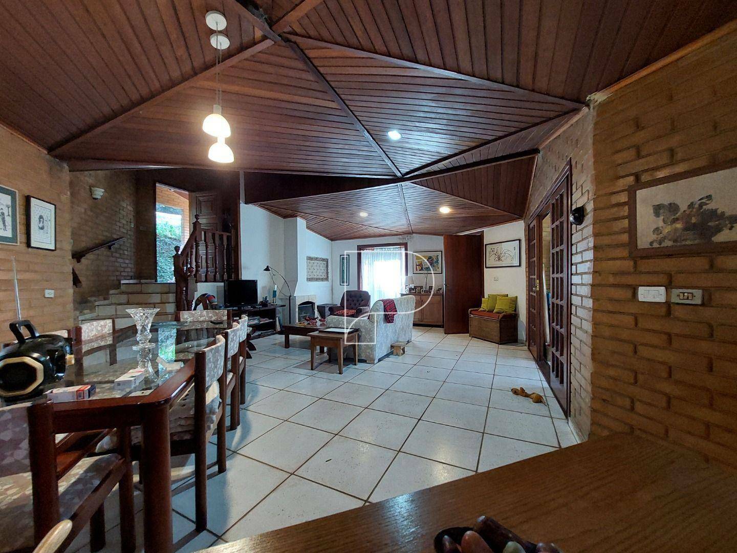 Chácara à venda com 3 quartos, 250m² - Foto 4