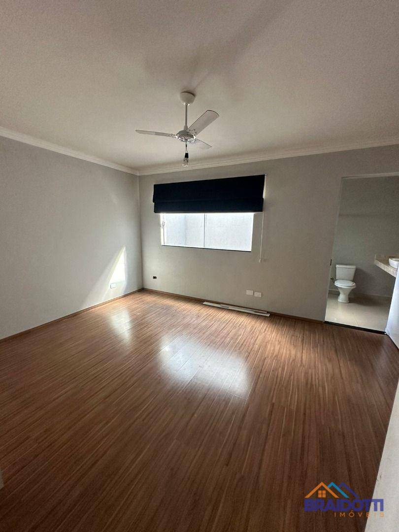 Casa à venda com 3 quartos, 202m² - Foto 13