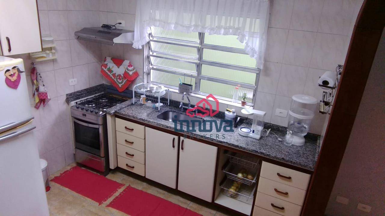 Sobrado à venda e aluguel com 4 quartos, 220m² - Foto 10