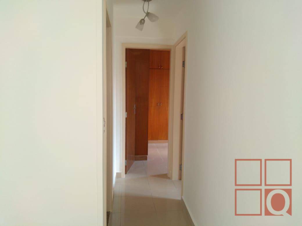 Apartamento à venda com 2 quartos, 62m² - Foto 9