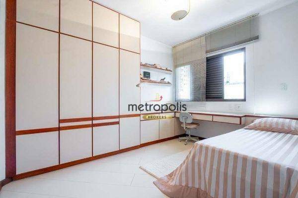 Apartamento à venda com 4 quartos, 270m² - Foto 6