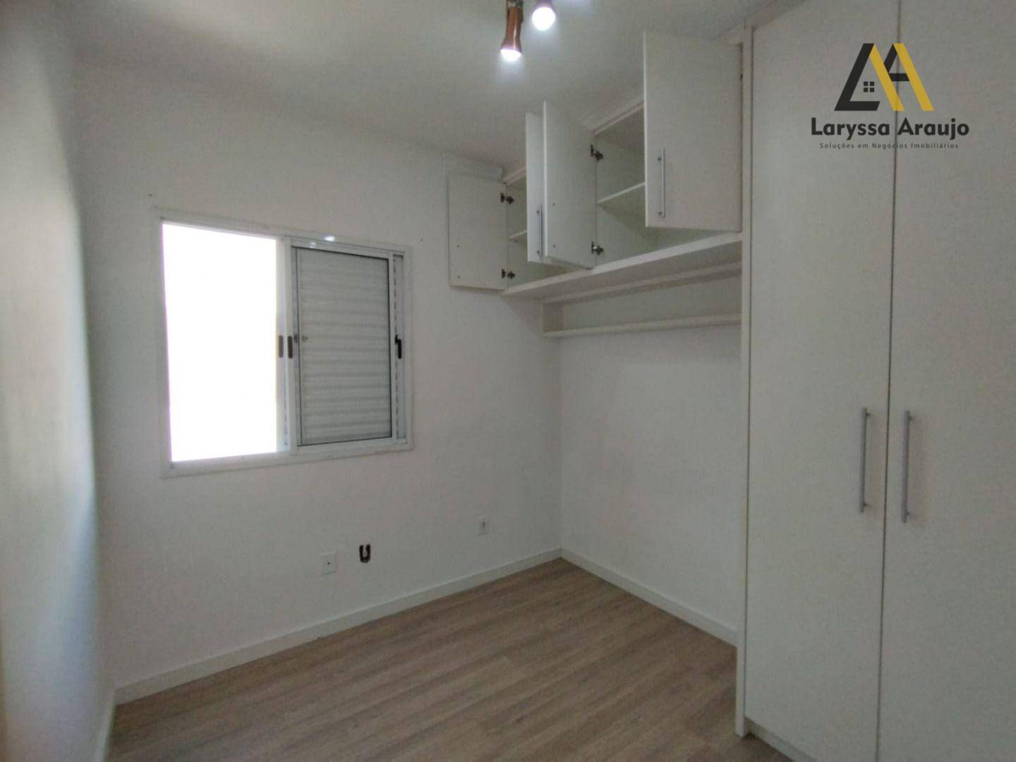 Casa à venda e aluguel com 2 quartos, 50m² - Foto 5