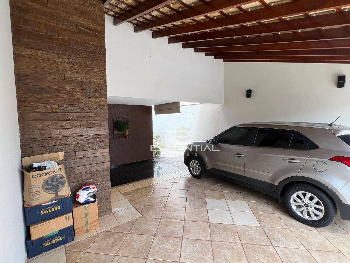 Sobrado à venda com 4 quartos, 220m² - Foto 4