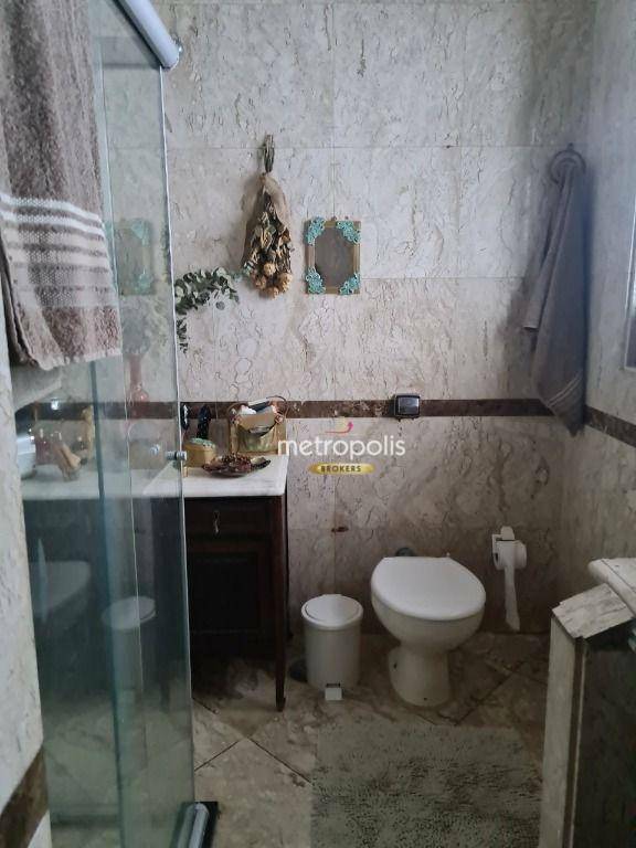 Sobrado à venda com 4 quartos, 219m² - Foto 11