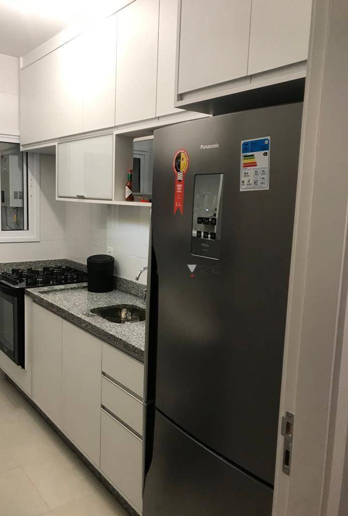 Apartamento à venda com 2 quartos, 64m² - Foto 11