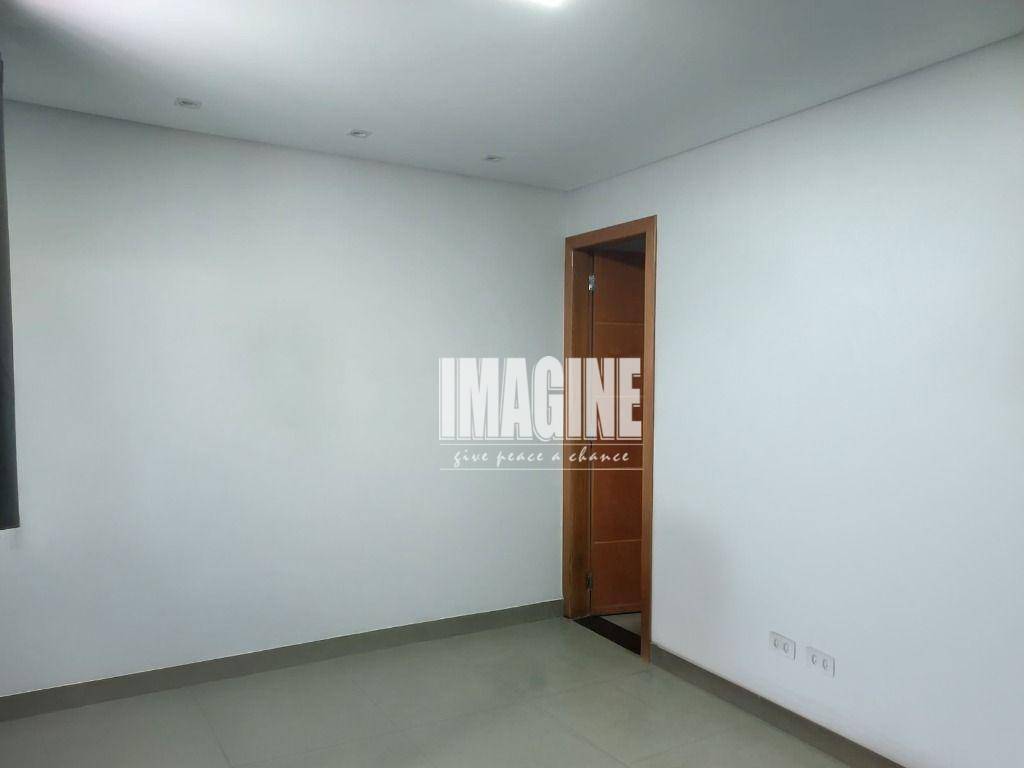 Sobrado à venda com 2 quartos, 140m² - Foto 5