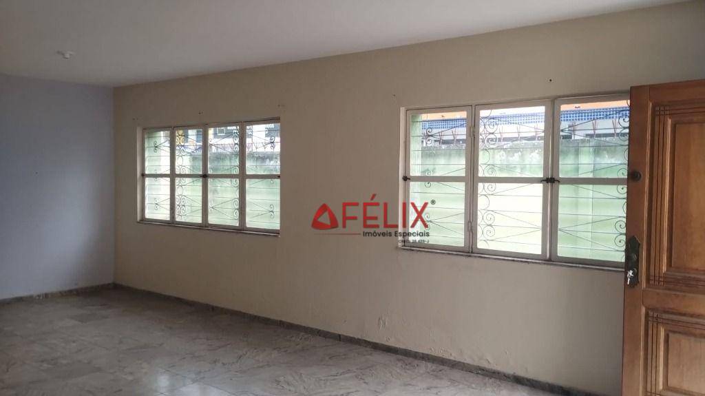 Casa à venda e aluguel com 4 quartos, 262m² - Foto 7