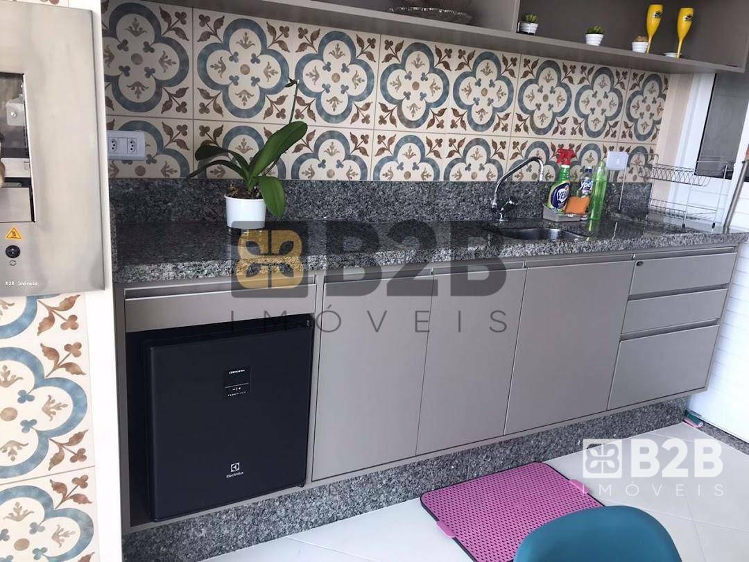 Apartamento à venda com 3 quartos, 81m² - Foto 17