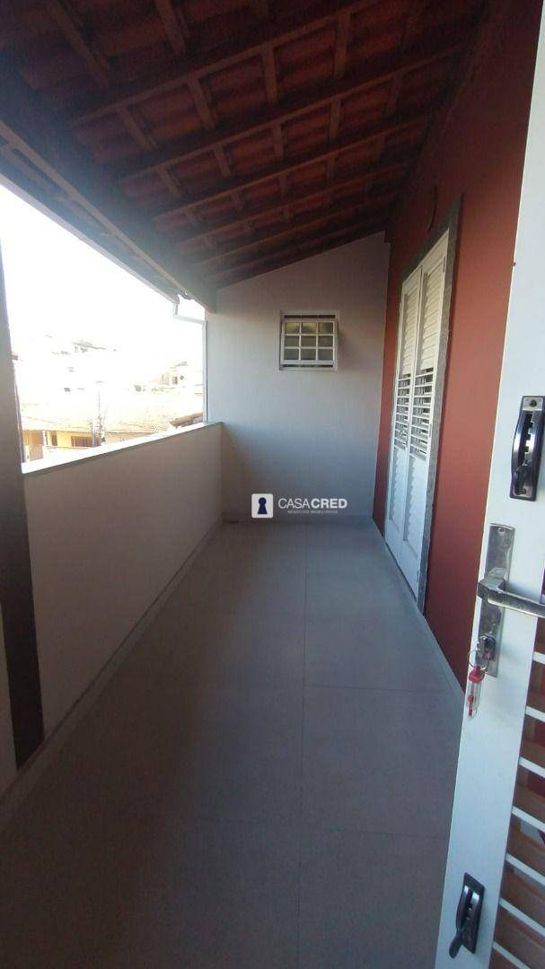 Casa à venda com 4 quartos, 350m² - Foto 15