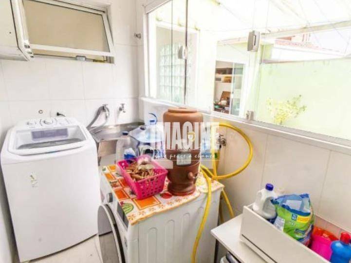 Sobrado à venda com 4 quartos, 217m² - Foto 12