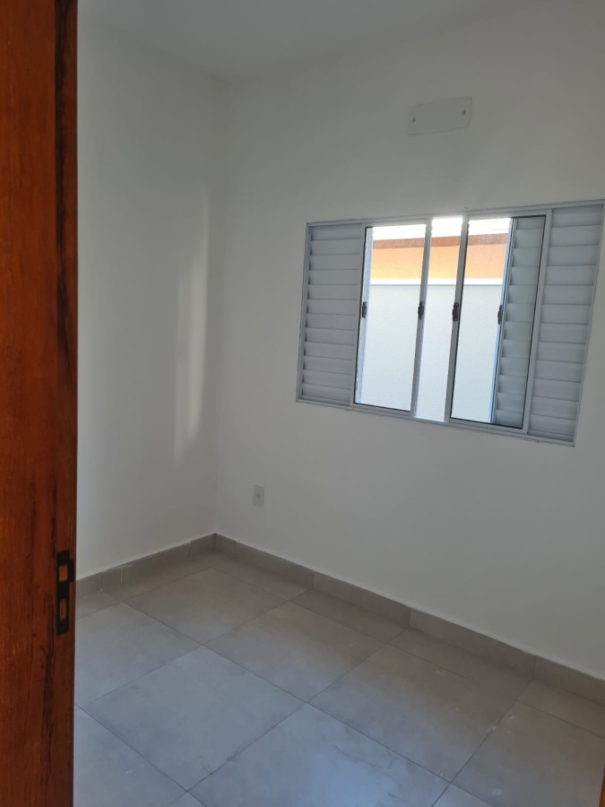 Casa à venda com 3 quartos, 85m² - Foto 3