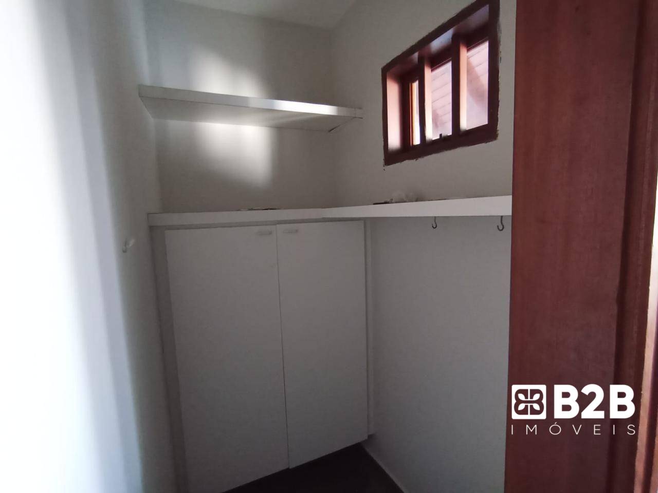 Casa à venda com 4 quartos, 189m² - Foto 12