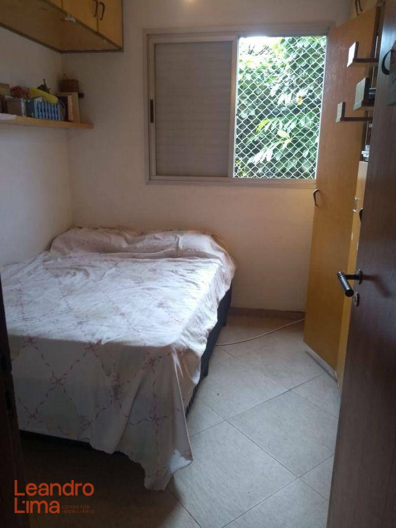 Apartamento para alugar com 3 quartos, 70m² - Foto 9