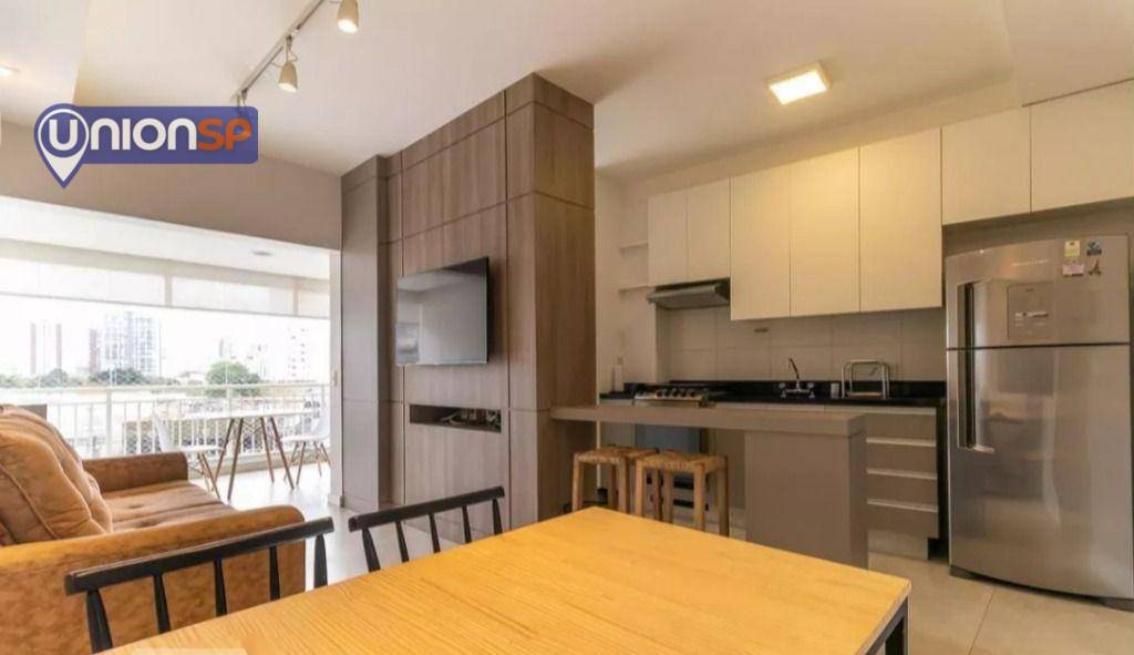 Apartamento à venda com 2 quartos, 66m² - Foto 1