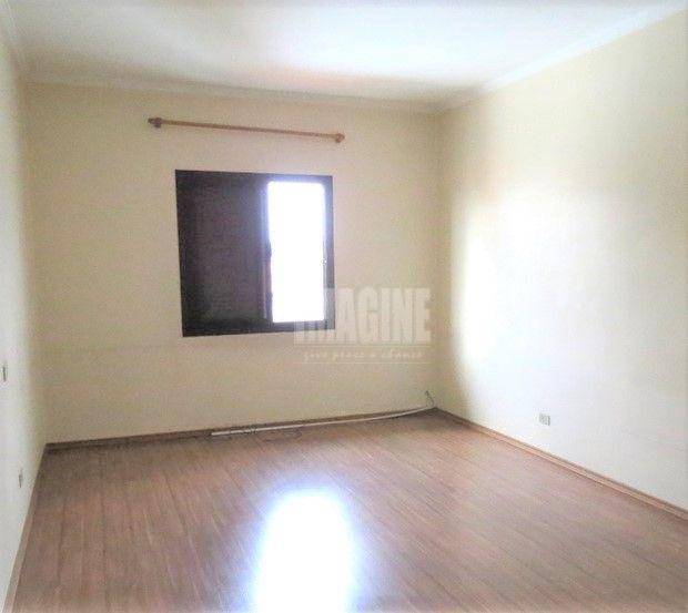 Sobrado à venda com 3 quartos, 248m² - Foto 11