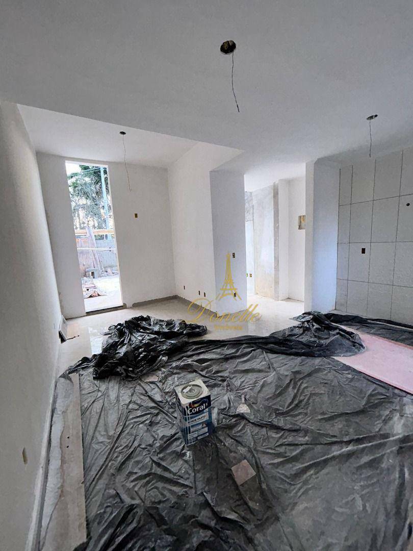 Casa à venda com 2 quartos, 73m² - Foto 17