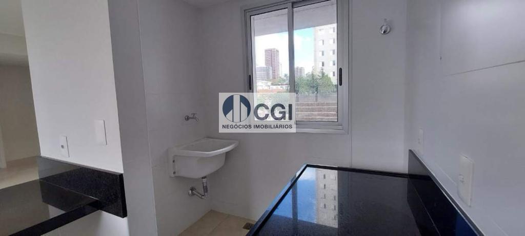 Apartamento à venda com 2 quartos, 67m² - Foto 5