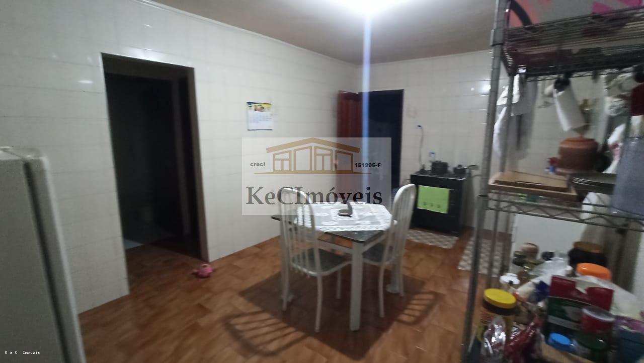 Casa à venda com 4 quartos, 350m² - Foto 11