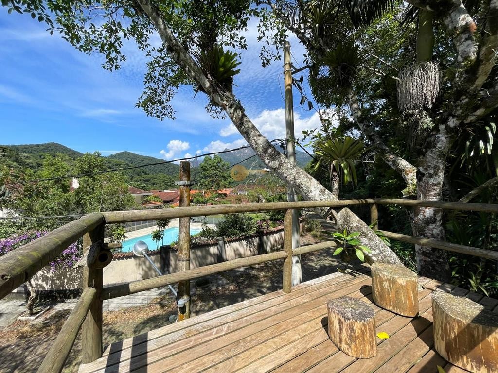 Casa à venda com 7 quartos, 2200m² - Foto 7