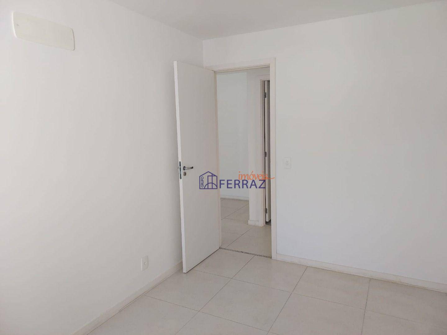 Apartamento à venda com 2 quartos, 64m² - Foto 44