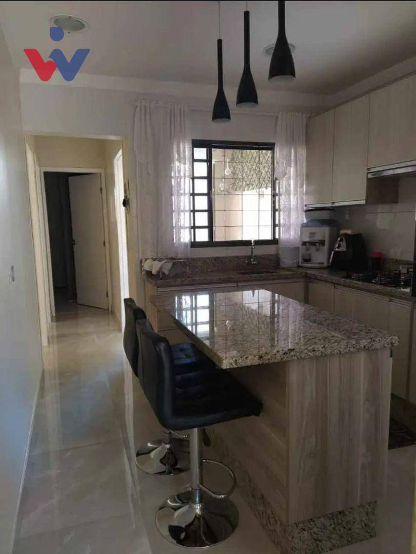 Casa à venda com 2 quartos, 89m² - Foto 6