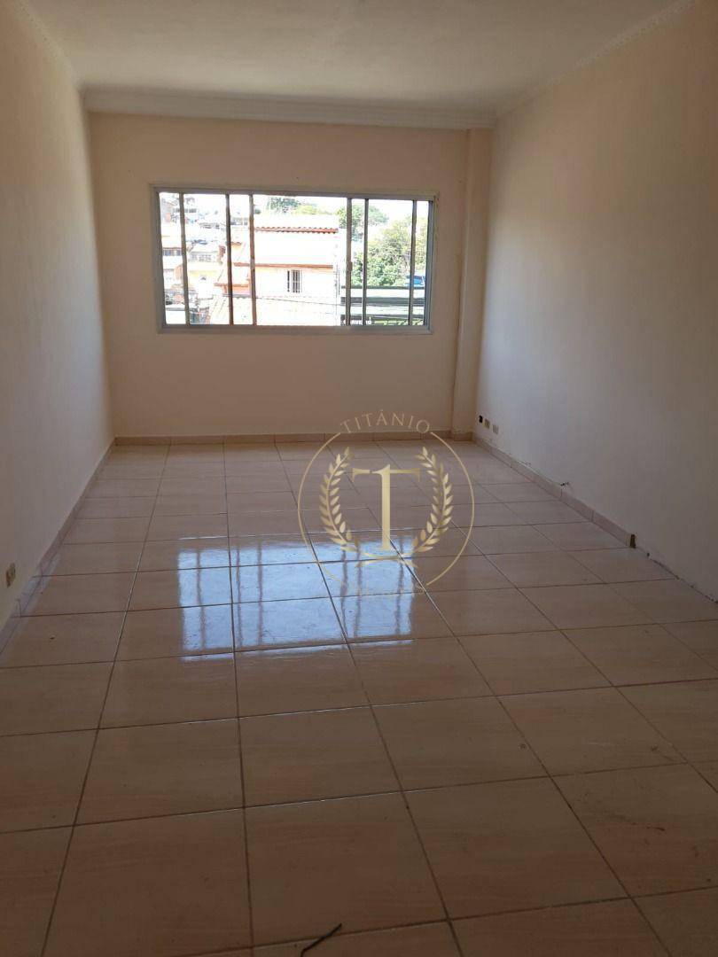 Casa à venda e aluguel com 3 quartos, 154m² - Foto 1