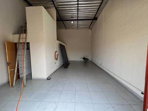 Loja-Salão para alugar, 55m² - Foto 1