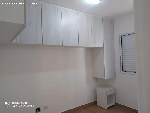 Apartamento à venda com 1 quarto, 34m² - Foto 2