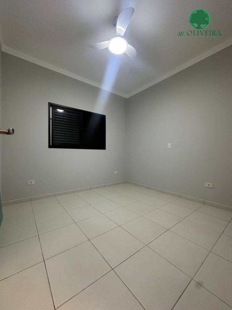 Casa à venda com 3 quartos, 200m² - Foto 12