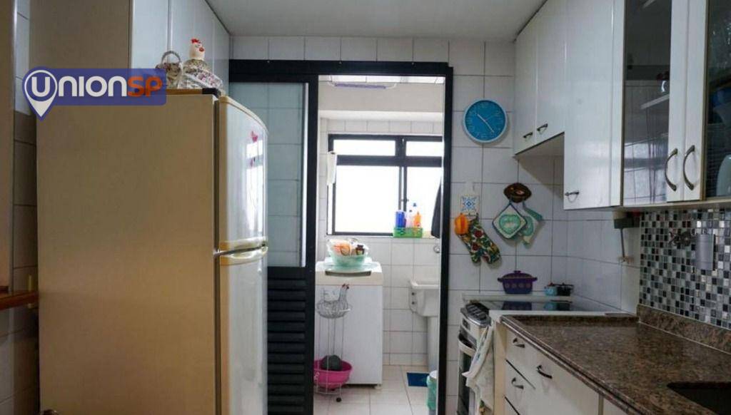 Apartamento à venda com 2 quartos, 69m² - Foto 13