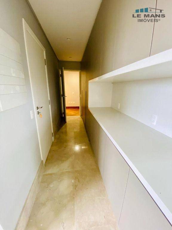 Apartamento para alugar com 4 quartos, 365m² - Foto 16