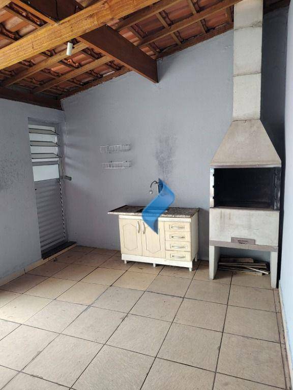 Casa à venda com 3 quartos, 180m² - Foto 10