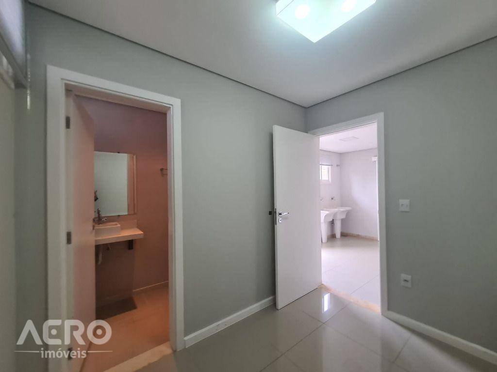 Casa de Condomínio à venda com 3 quartos, 222m² - Foto 27