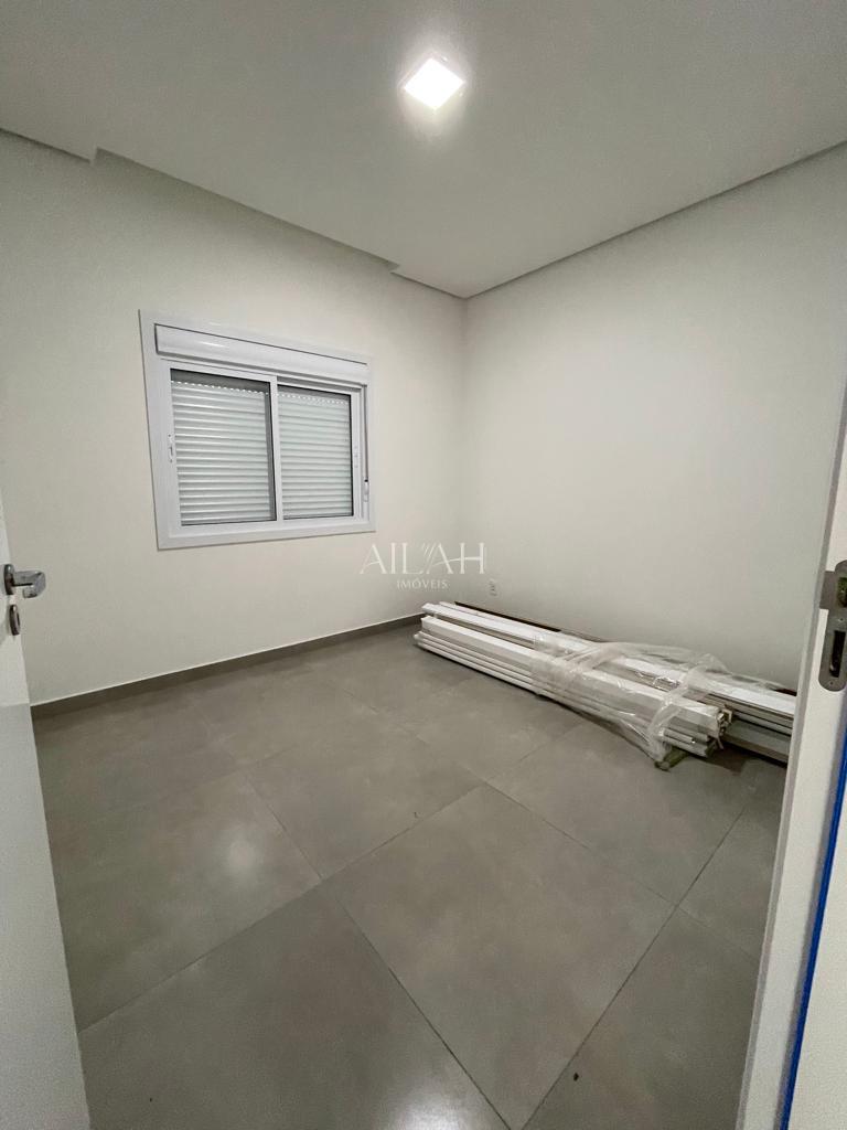 Casa à venda com 3 quartos, 149m² - Foto 3