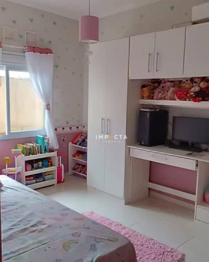 Casa à venda com 3 quartos, 166m² - Foto 8