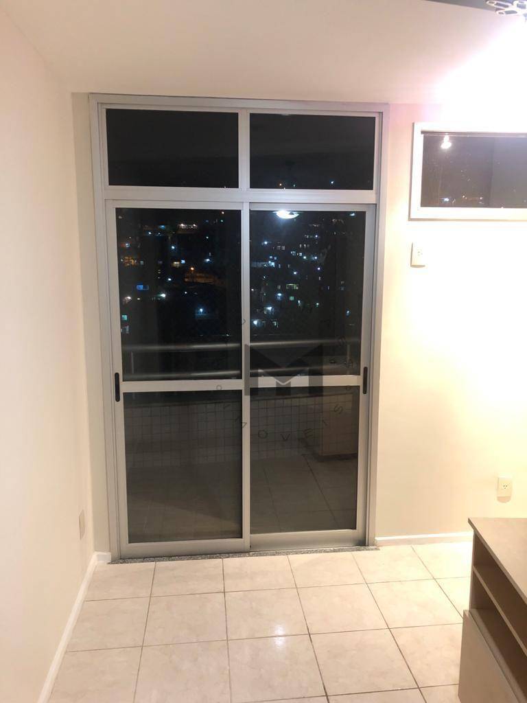 Apartamento à venda com 2 quartos, 120m² - Foto 23