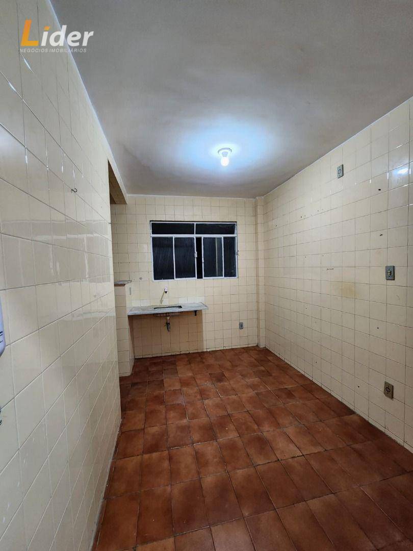 Apartamento para alugar com 1 quarto, 45m² - Foto 8