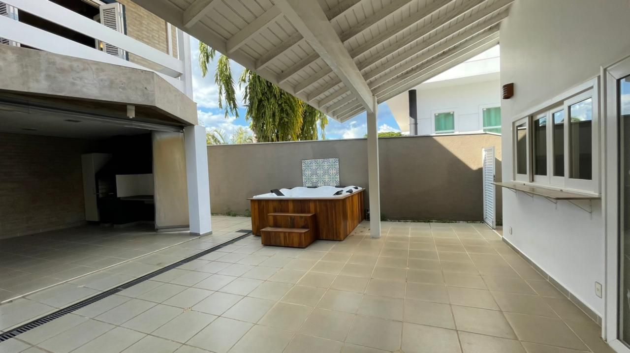 Casa de Condomínio à venda com 4 quartos, 450m² - Foto 38