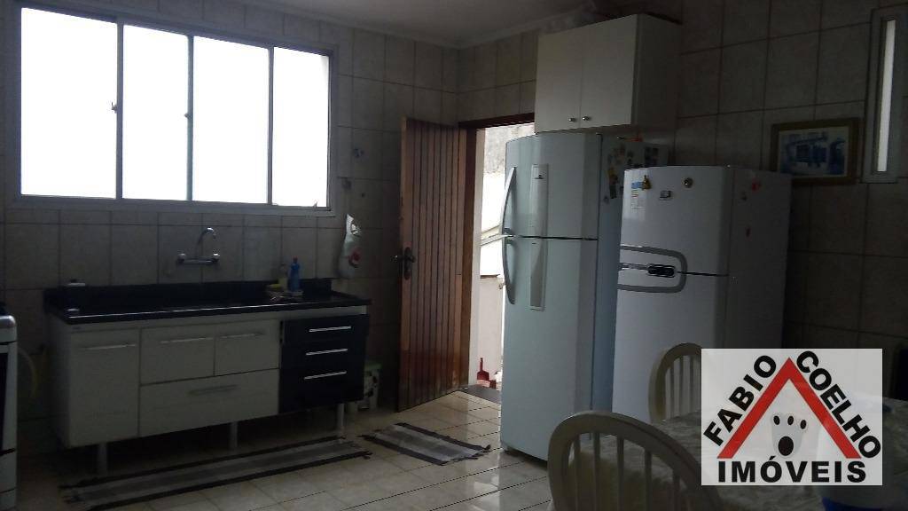 Sobrado à venda com 3 quartos, 123m² - Foto 4