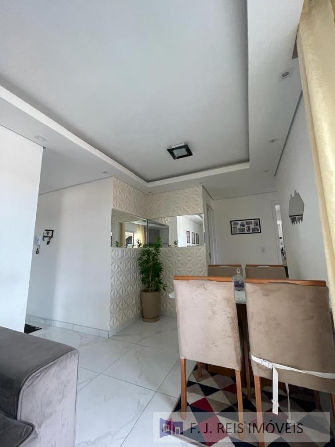 Apartamento à venda com 3 quartos, 69m² - Foto 2