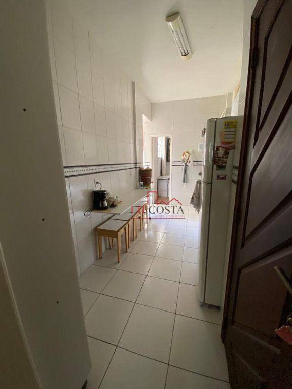 Apartamento à venda com 2 quartos, 90m² - Foto 17