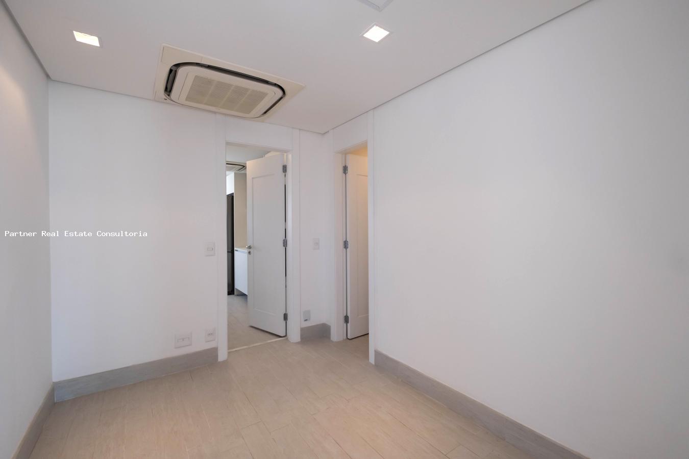 Apartamento à venda com 4 quartos, 275m² - Foto 46