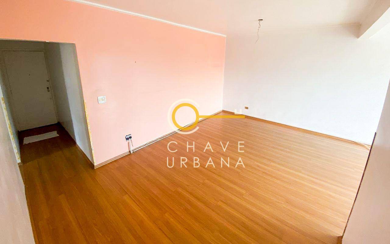 Apartamento à venda com 3 quartos, 107m² - Foto 4