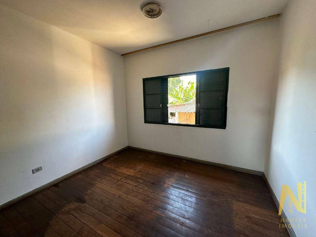 Casa à venda com 3 quartos, 260m² - Foto 7