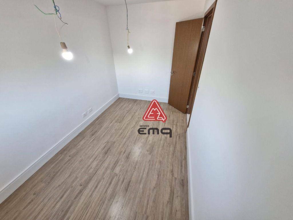 Apartamento à venda com 2 quartos, 75m² - Foto 17