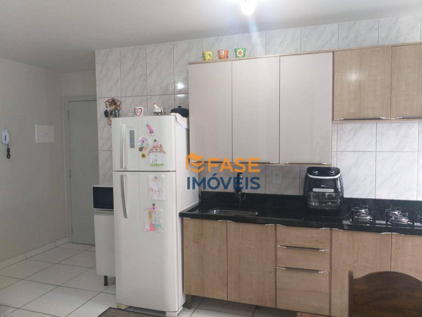 Apartamento à venda com 2 quartos, 53m² - Foto 2