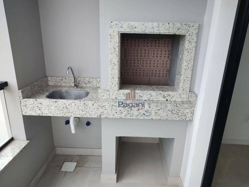 Apartamento à venda com 2 quartos, 70m² - Foto 15