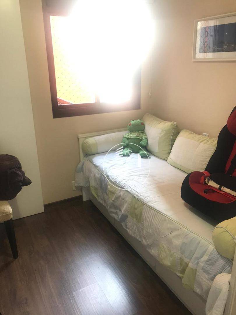 Apartamento à venda com 3 quartos, 111m² - Foto 19