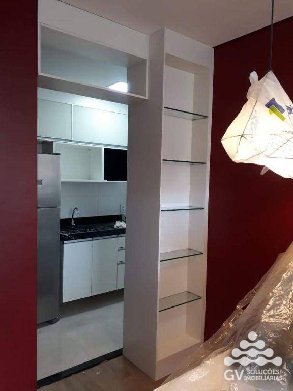 Apartamento à venda com 2 quartos, 49m² - Foto 4